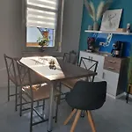 Haus *