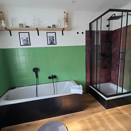 Apartment Haus *